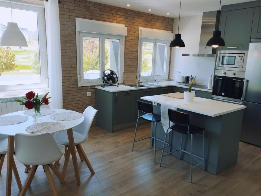 Precioso Apartamento En Pamplona Junto Al Centro Εξωτερικό φωτογραφία